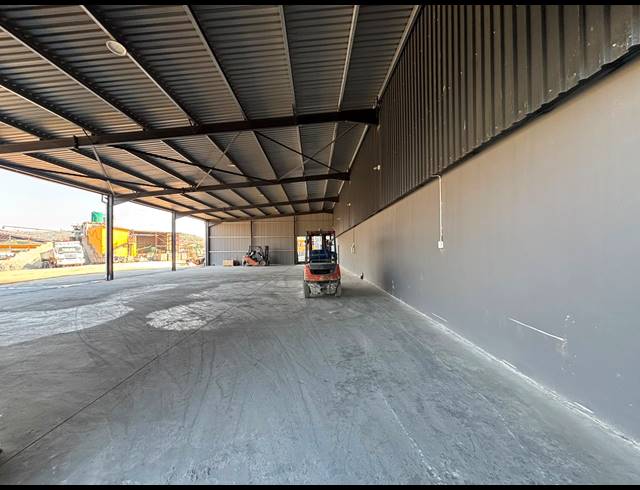 1,620M² WAREHOUSE TO LET IN VERULAM RURAL